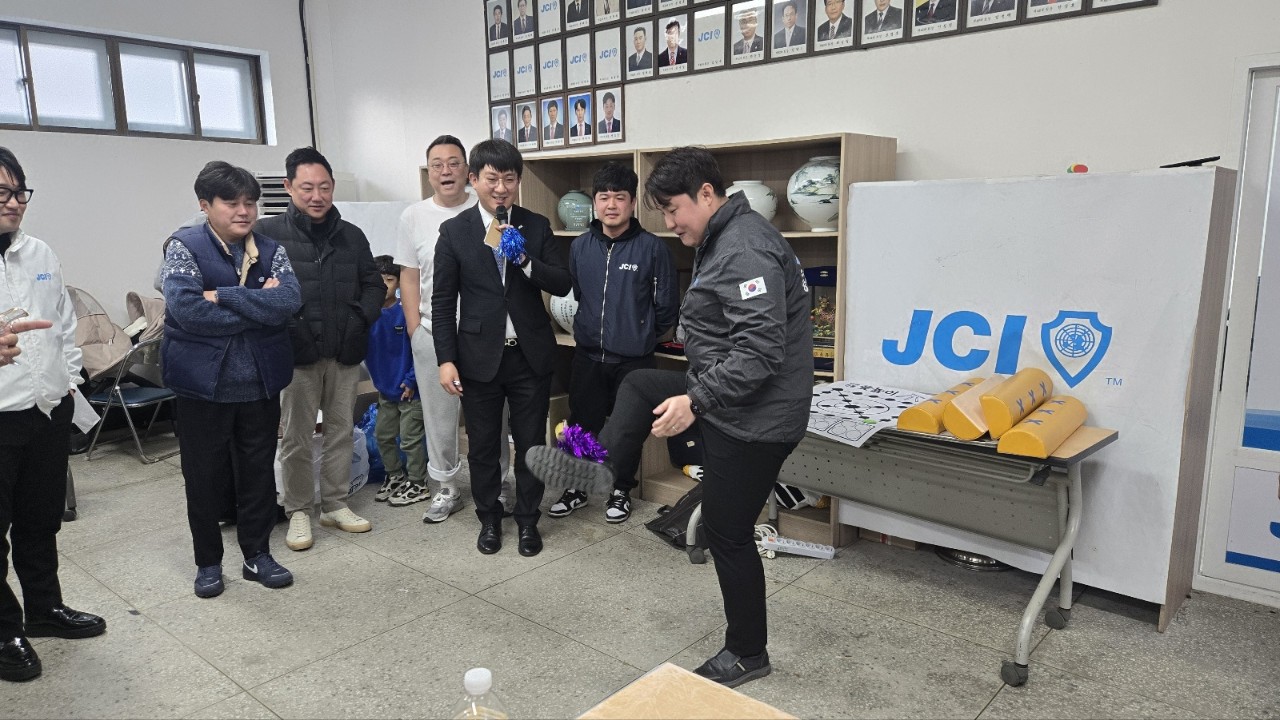 0_ah5Ud018svc1pkezm8853fkj_ac7