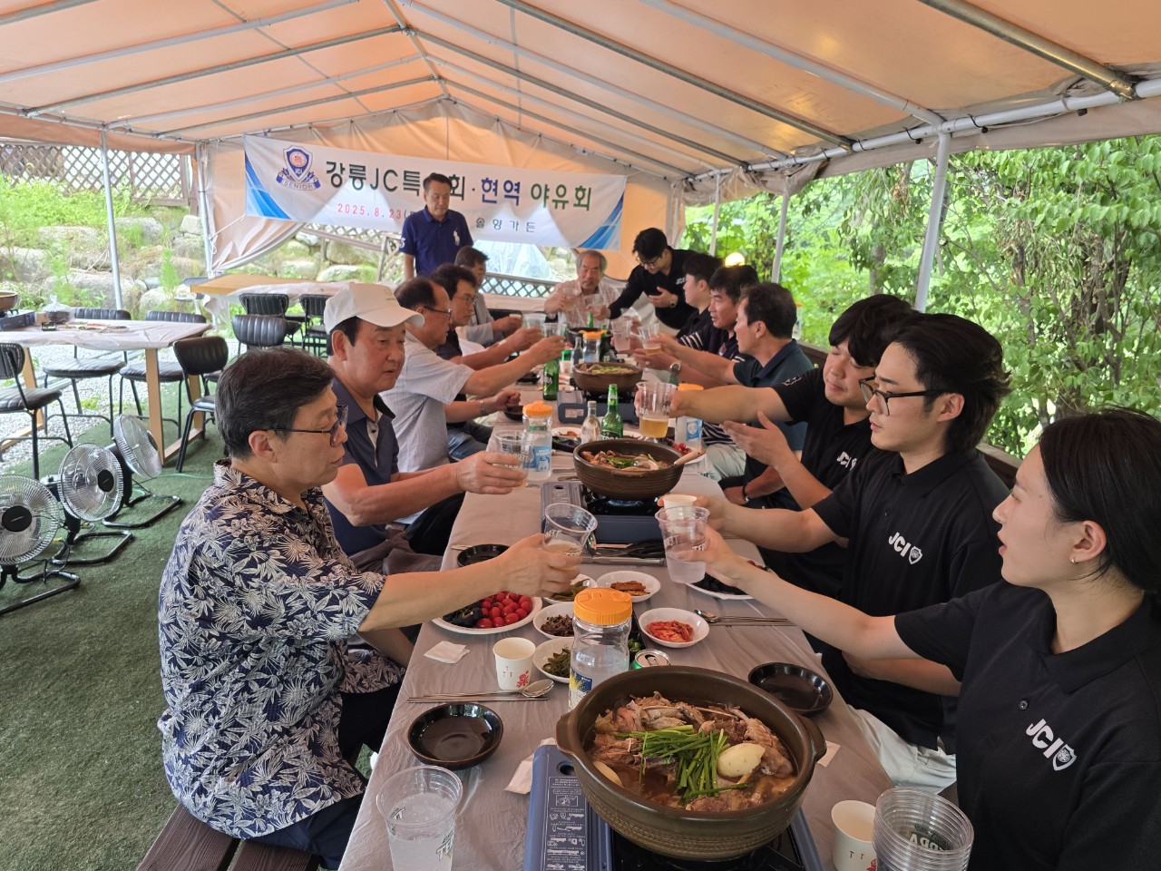 c_437Ud018svc1oyiu3ok0t0ln_ac7